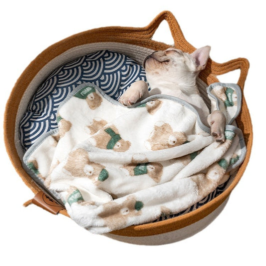 Rattan kennels are universal in all seasons, coarse hemp weaving in summer, large, medium and small dog supplies, cat kennels, sleeping mats are in stock.